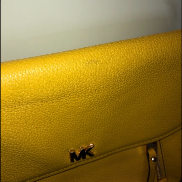 Michael Kors Purse - Picture 3 of 7